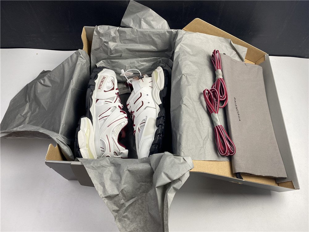 BLG TRACK SNEAKER
